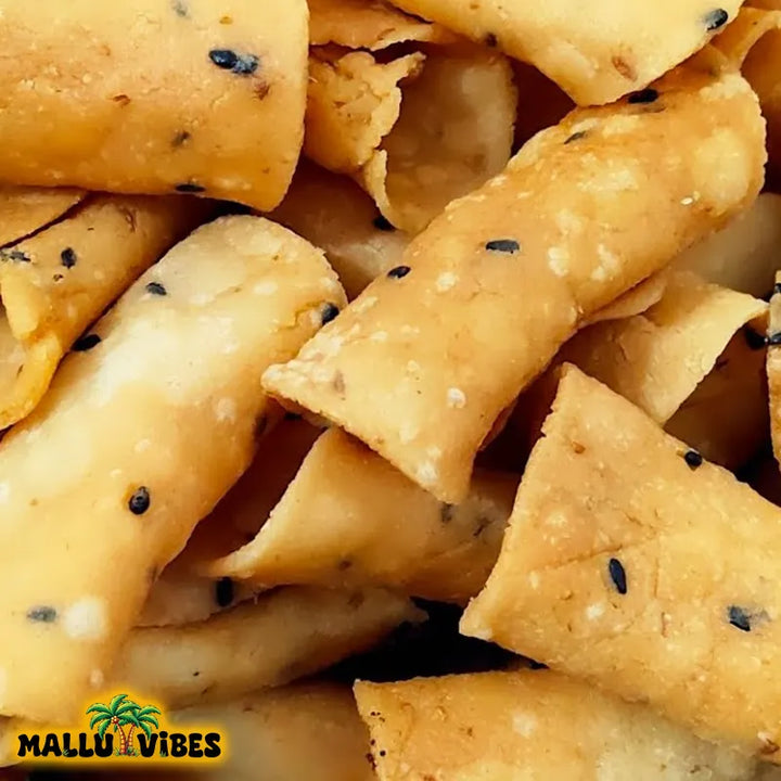 Homemade Fresh kuzhalappam, english - Online Kerala snacks crispy rice tubes